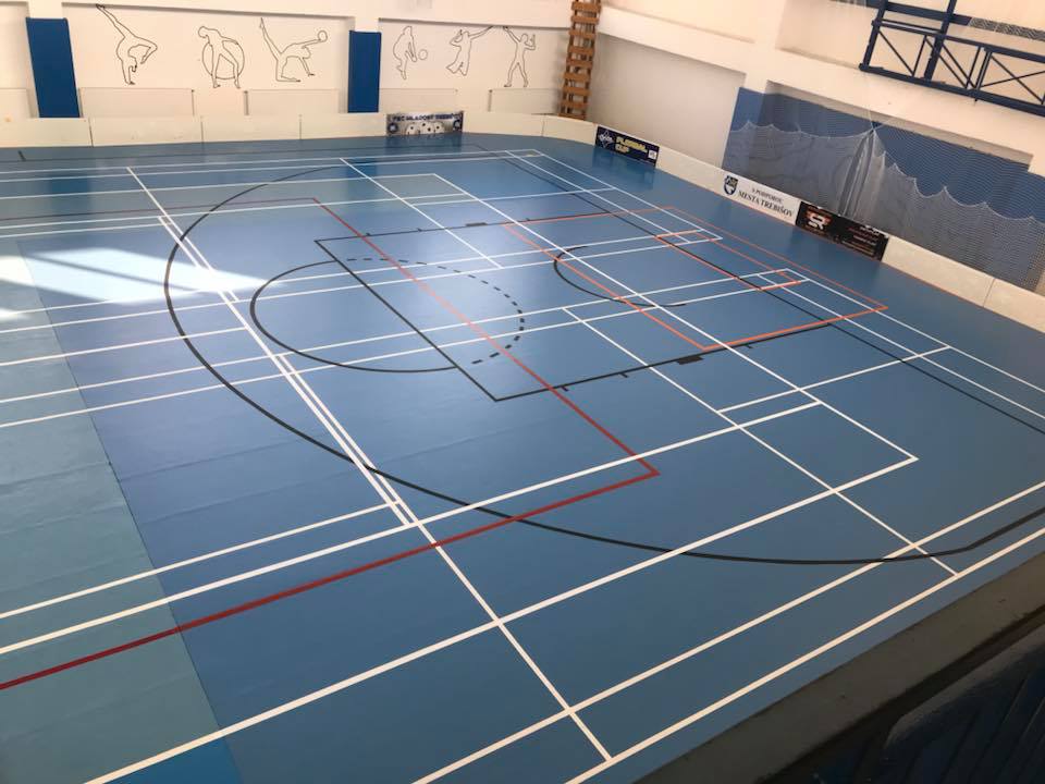 šport-podlaha podlaha v telovcični, nová podlaha v športovej hale, rekonštrukcia a renovácia športových podlah a priestorov